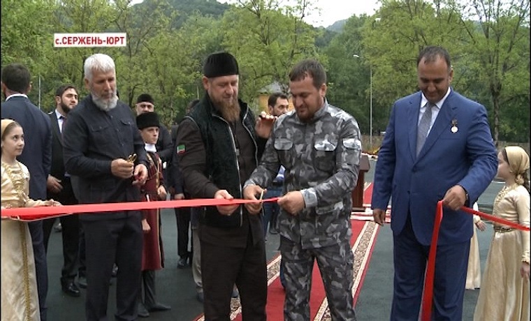 Рамзан Кадыров принял участие в открытии детского спортивно-оздоровительного лагеря «Светлячок»