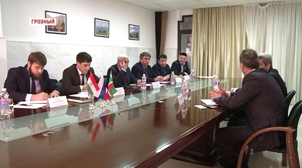 В Грозном прошла встреча атташе посольства ИРИ в Москве с представителями министерств и ведомств Чечни