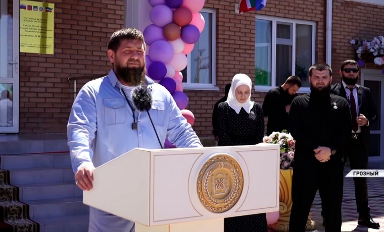 Рамзан Кадыров принял участие в церемонии открытия детского сада в Грозном