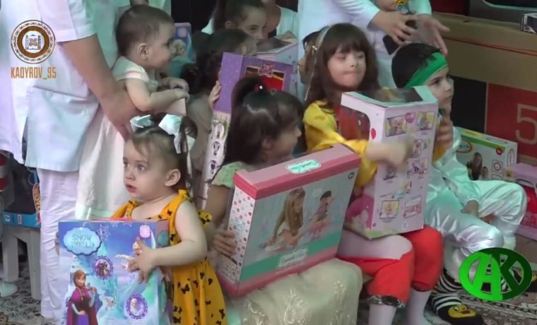 В Грозненском Психоневрологическом центре лечения и реабилитации детей отметили День защиты детей