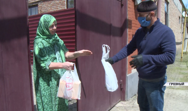 Еще 30 тысяч семей получили продовольственную помощь от Фонда им. А.-Х. Кадырова