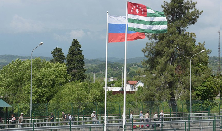 Абхазия хочет заключить соглашение с Россией об использовании рублей