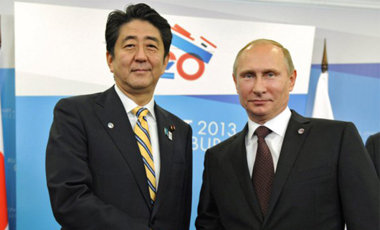 Владимир Путин проведет сегодня встречу с премьер-министром Японии