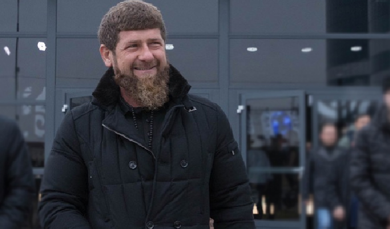 Рамзан Кадыров поздравил с победой боксера клуба "Ахмат" Умара Саламова