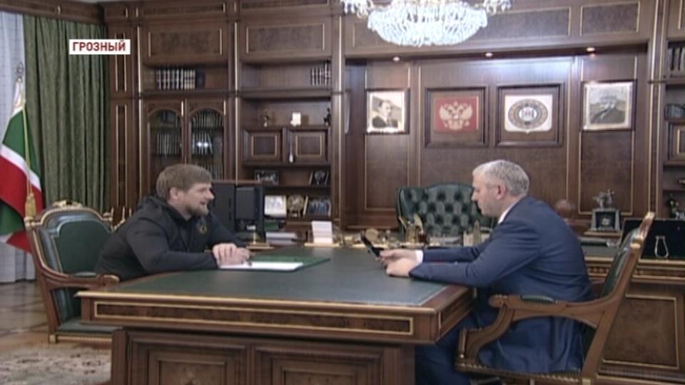 Р.Кадыров и И.Байханов обсудили проблемы в системе образования