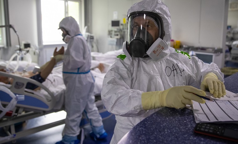 За сутки в России выявили 16 627 случаев заражения коронавирусом