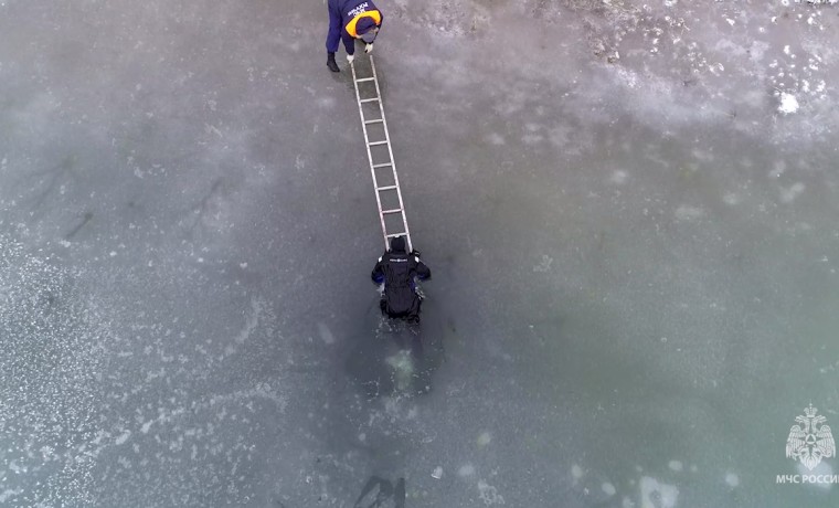В МЧС предупредили об опасности выхода на лед