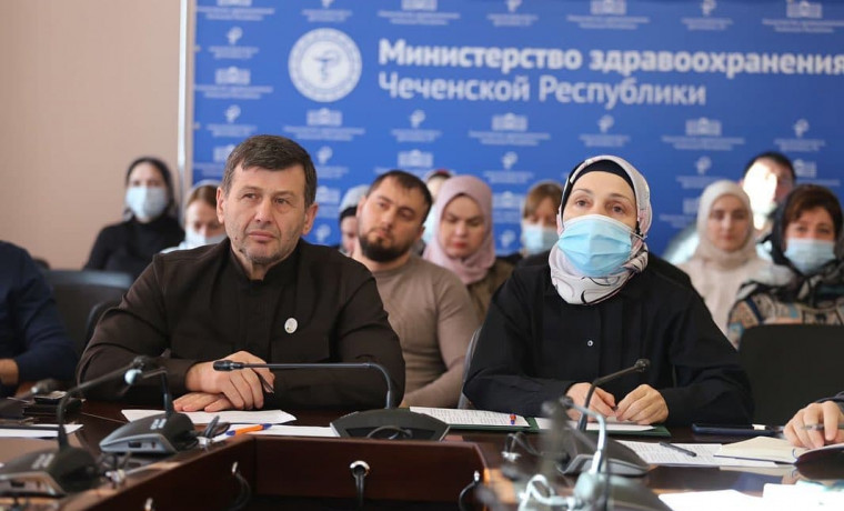 На заседании Оперштаба по борьбе с коронавирусом обсудили проблему распространения «омикрона» в РФ