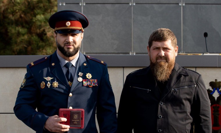 Рамзан Кадыров поздравил Ахмеда Адаева с назначением на должность начальника УФСИН РФ по ЧР
