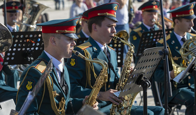 19 октября -  День военно-оркестровой службы Вооружённых Сил Российской Федерации