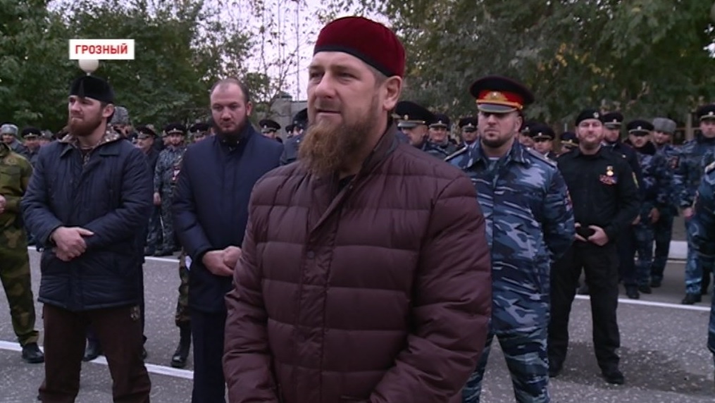 Глава Чечни провел профилактическую беседу с водителями, задержанными за вождение в нетрезвом виде 