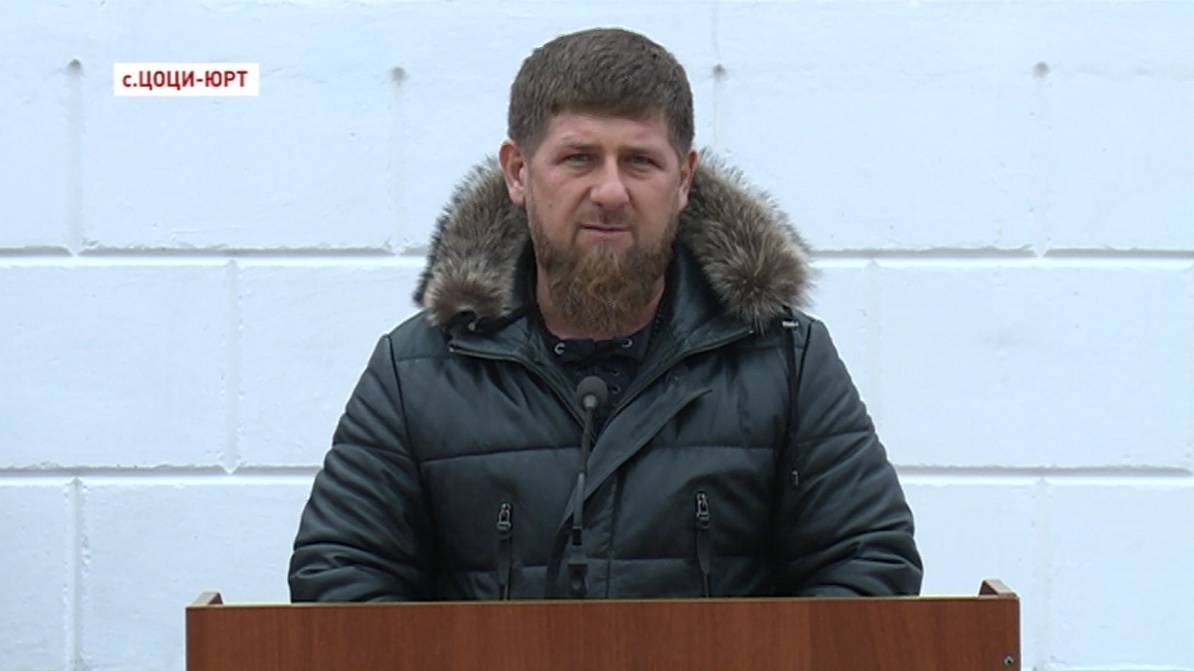 Глава Чечни встретился с силовиками и ветеранами полиции, выходцами  из Цоци - Юрта