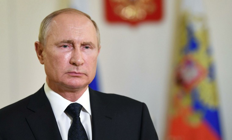 Владимир Путин объявил об остановке войны в Карабахе и введении в регион российских миротворцев