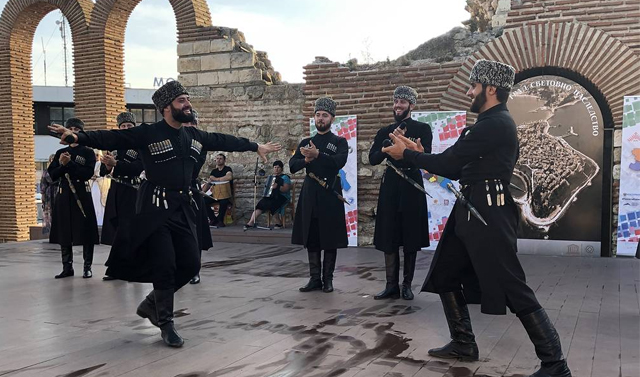 В курортных городах Болгарии прошел фестиваль «Неделя Северного Кавказа»