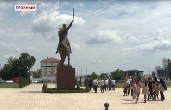 Жители из Дагестана посетили Чеченскую Республику
