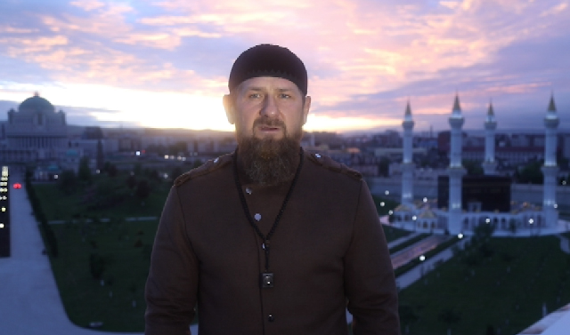 Рамзан Кадыров поздравил мусульман с наступлением Священного Рамадана