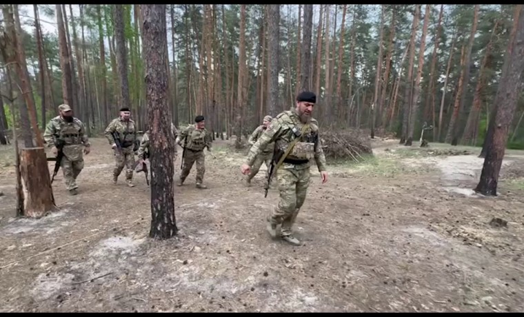 Магомед Ханбиев прибыл в расположение бойцов спецназа «Ахмат» на передовой