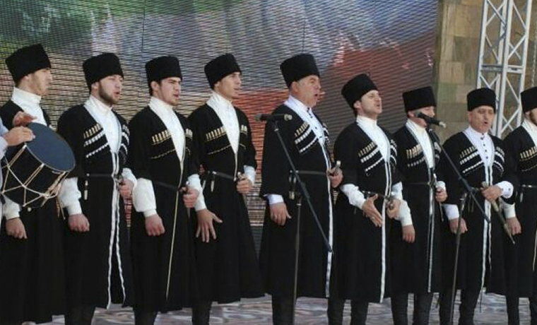 Вокальная группа «Шовданан аз» приняла участие в IV Международном фестивале «Каспий – берега дружбы»