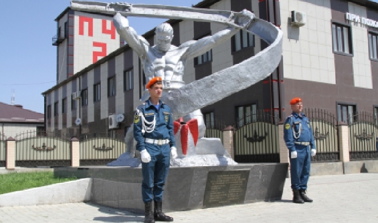 Первый в СССР памятник погибшим пожарным в Грозном отметил 50-летие