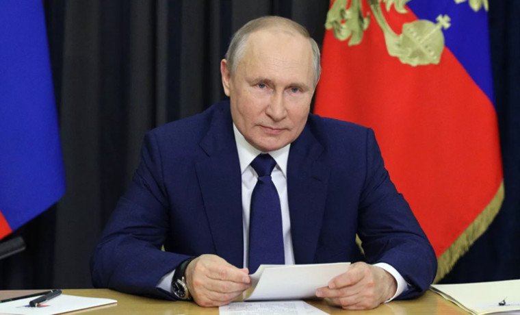 Путин поручил призывать к ответственности за несоблюдение обязанности тушить пожары