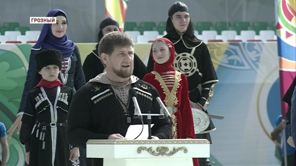 Пятый фестиваль культуры и спорта народов Кавказа прошел в Грозном 
