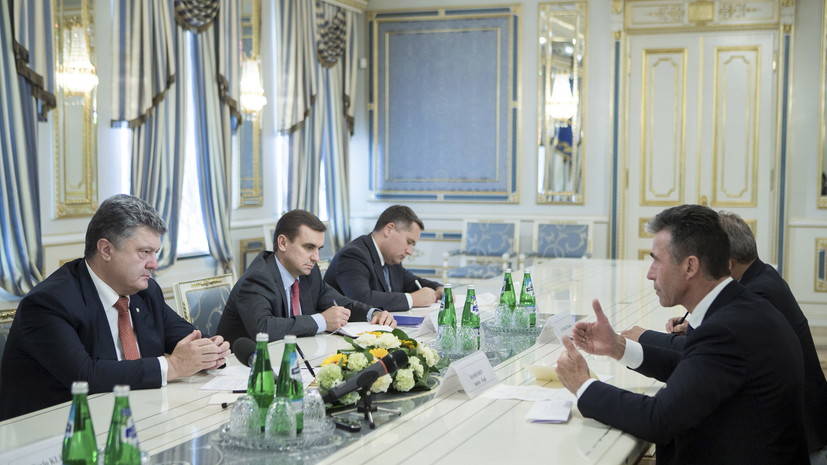 Экс-генсек НАТО советует Петру Порошенко забыть про  Крым