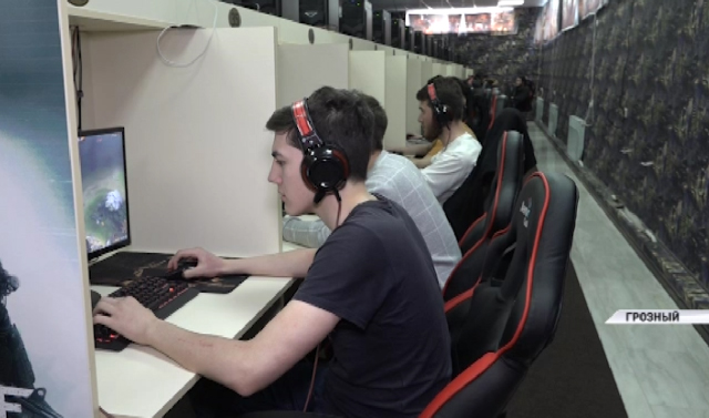 В Грозном стартовал Чемпионат компьютерных  игр Dota -2 