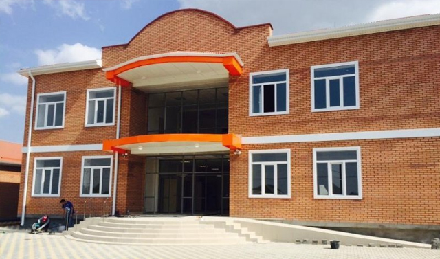 Завершается строительство школы в городе Курчалой 