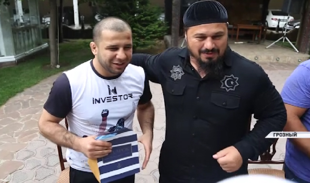 Фонд Кадырова оказал материальную поддержку пострадавшему в ДТП дагестанскому бойцу клуба &quot;Ахмат&quot;