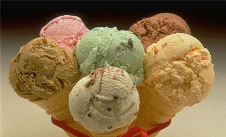 8 июня 1786 года в Нью-Йорке в продажу впервые поступило мороженое