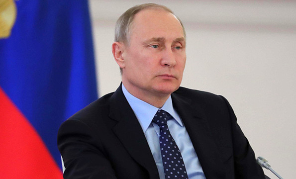 Путин поручил кабмину предусмотреть деньги на индексацию зарплат военных выше инфляции