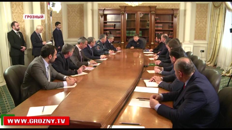 Р. Кадыров провел заседание оргкомитета по подготовке и празднованию 70-летия Победы в ВОВ