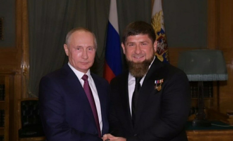 Рамзан Кадыров поздравил с Днём рождения Владимира Путина