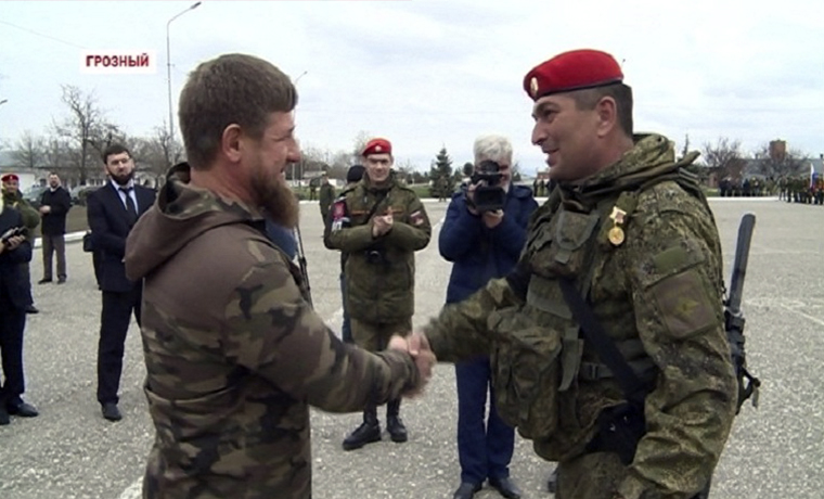 Глава Чечни принял участие в митинге, посвященном возвращению батальона военной полиции из Сирии