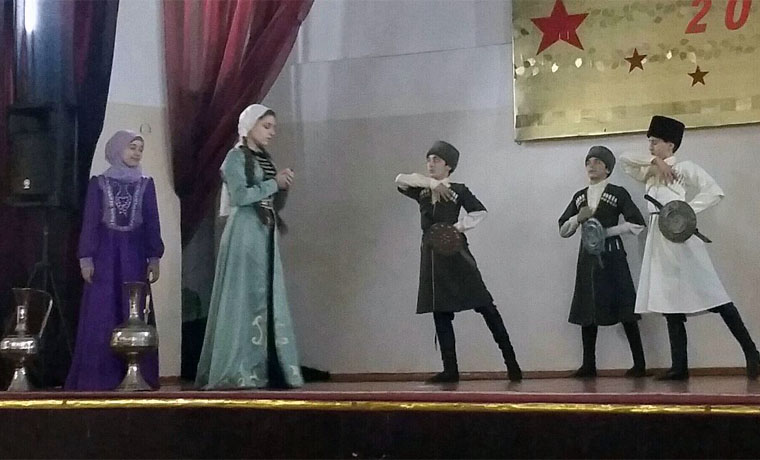 В Чечне стартовал фестиваль детского творчества  «Созвездие-2016»