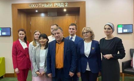 Врач-неонатолог РКЦОЗМиР им. А. Кадыровой стала победительницей научного поединка на конференции