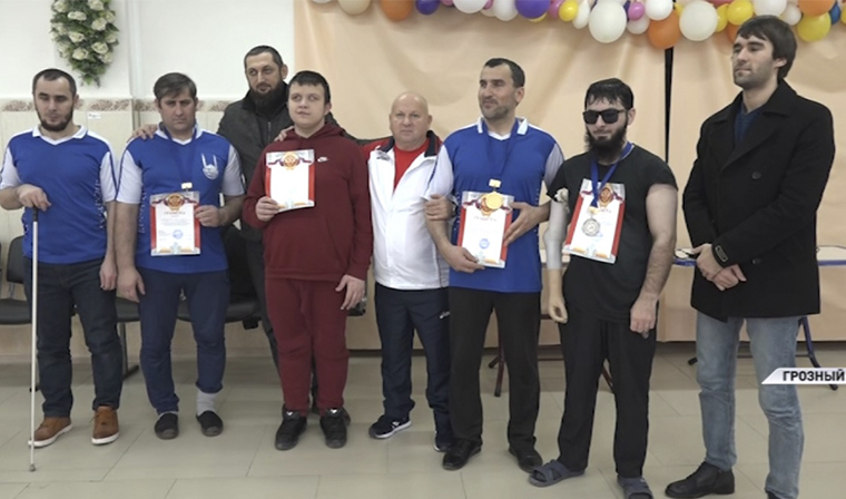 В Чечне прошел турнир по настольному теннису для незрячих