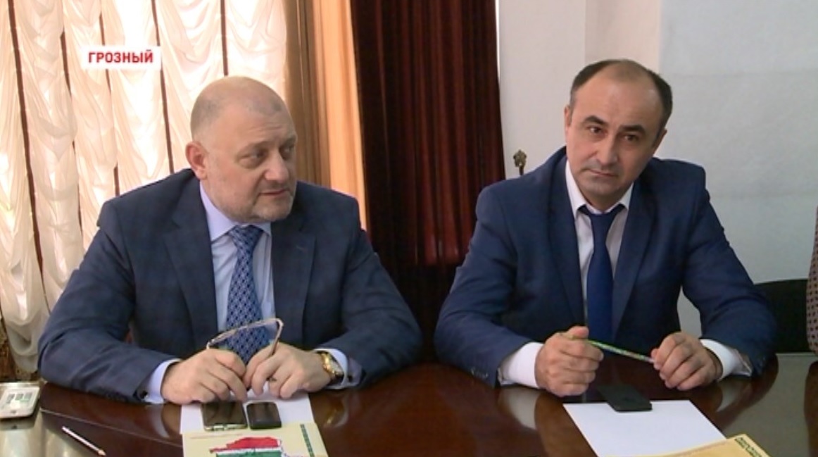 Джамбулат Умаров провел совещание с представителями СМИ Чечни