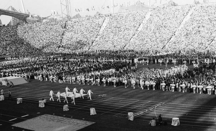 26 августа 1972 года открылись XX летние Олимпийские игры в Мюнхене