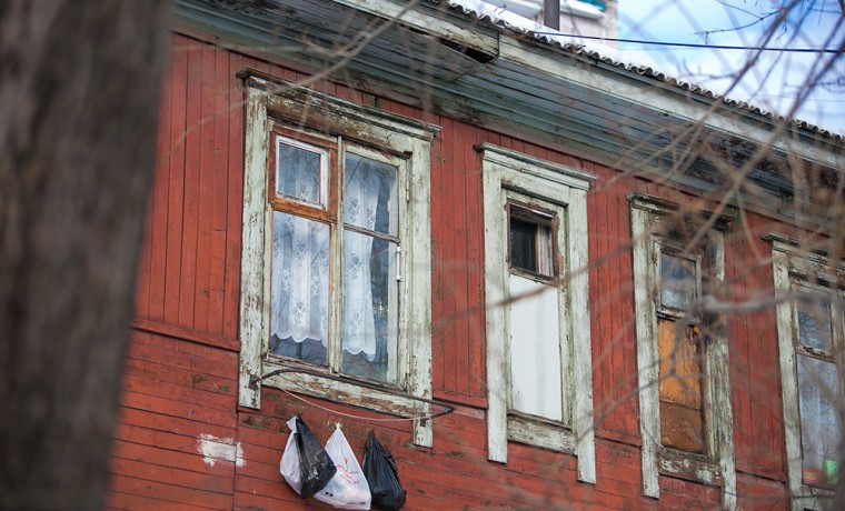 В России приняли закон об ускорении переселения из аварийного жилья