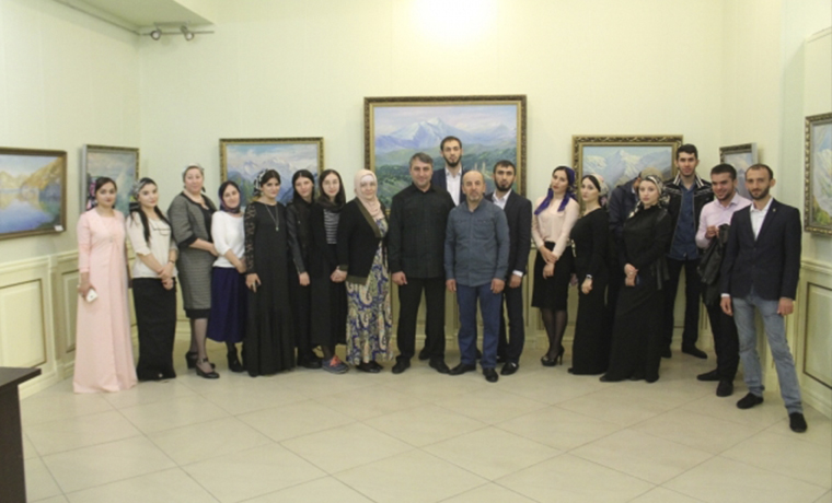 В Галерее Ахмат-Хаджи Кадырова в Грозном открылась выставка &quot;Рожденные побеждать&quot;