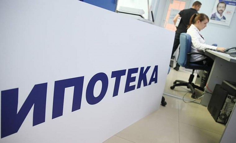 Почти половина покупателей загородной недвижимости стали использовать ипотеку