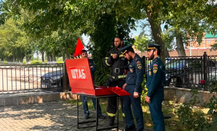 В Гудермесе прошли пожарно-тактические учения