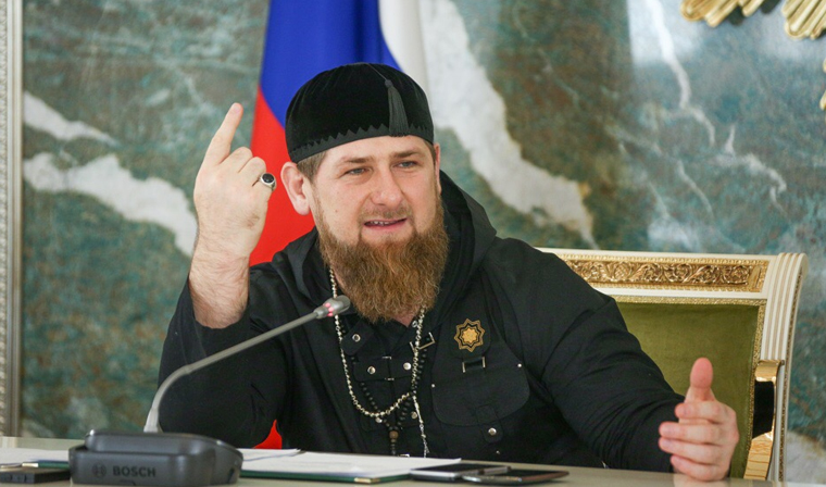 Рамзан Кадыров посоветовал всем "неспокойным" журналистам пропить курс "Ново-Пассита"   