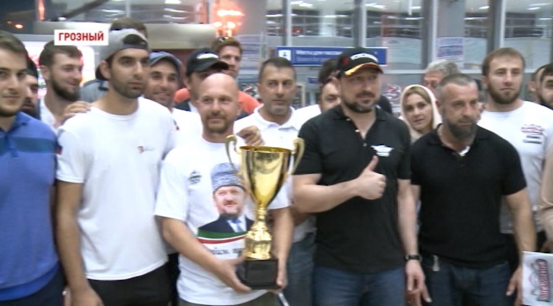 Команда «АКНMAT Racing Team» победила на чемпионате России по автомобильным кольцевым гонкам