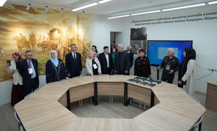 Именная аудитория Абузара Айдамирова начала работу в ЧГПУ