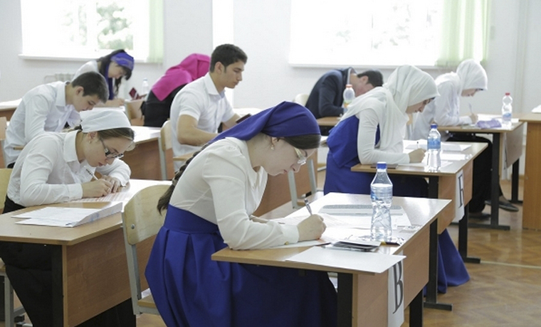 В Чеченской Республике выпускники сдают первый ЕГЭ основного этапа 