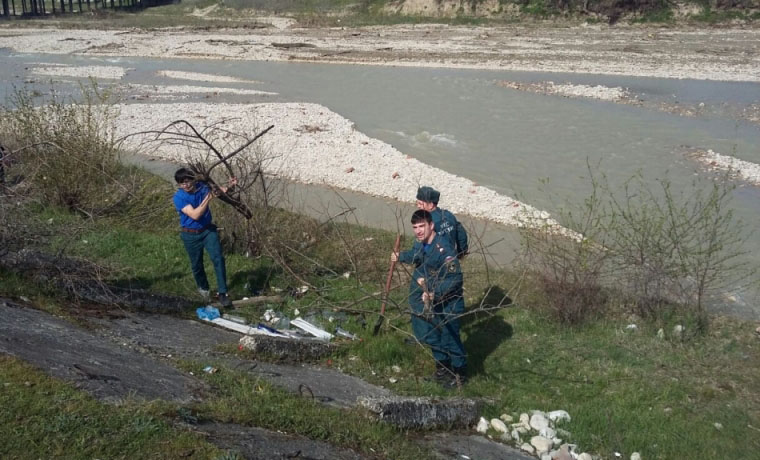 В Чечне очистили от мусора более 110 километров береговых линий в рамках акции «Чистый берег»