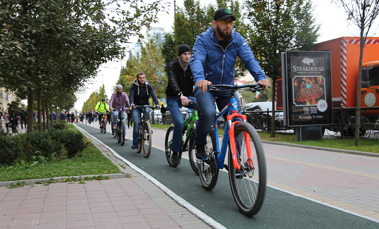 В столице Чечни открылась первая в городе велодорожка