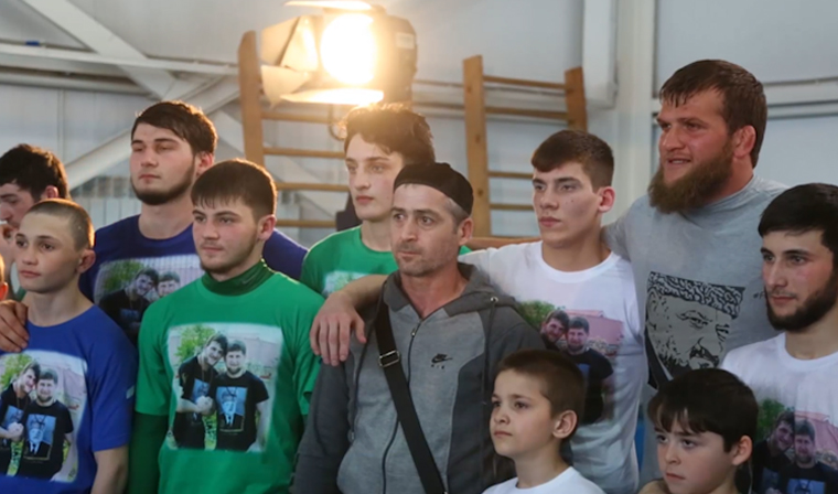Абдул-Керим Эдилов встретился с юными бойцами филиала БК &quot;Ахмат&quot; в Аргуне
